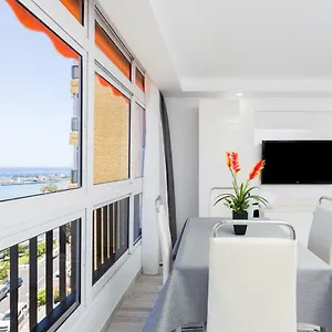  Apartamento 63 Cristianos First Sea Line, Parking, Wi Fi